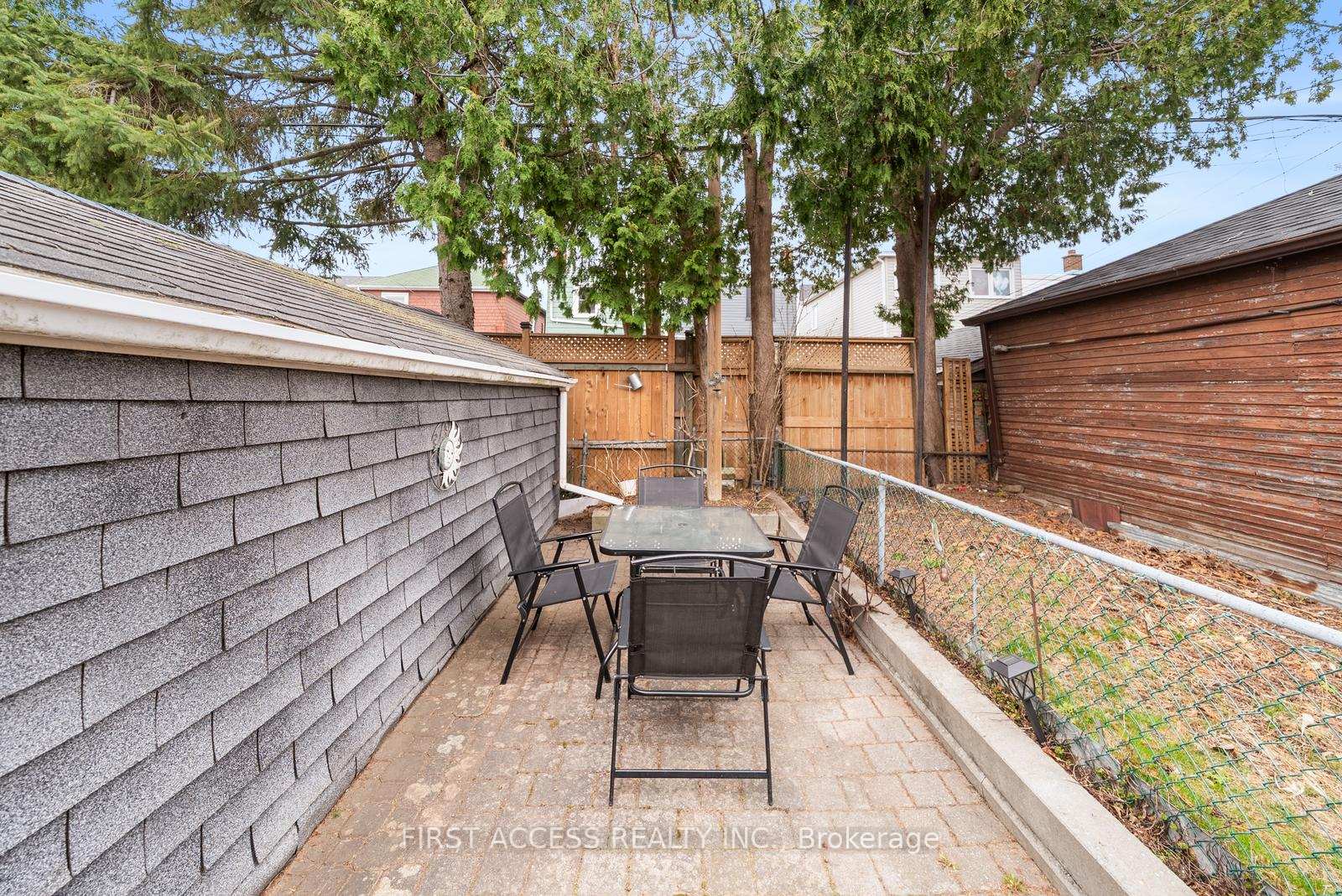 Photo 39 of 50 Durant Avenue, Toronto, Danforth Village-East York — HOMEH