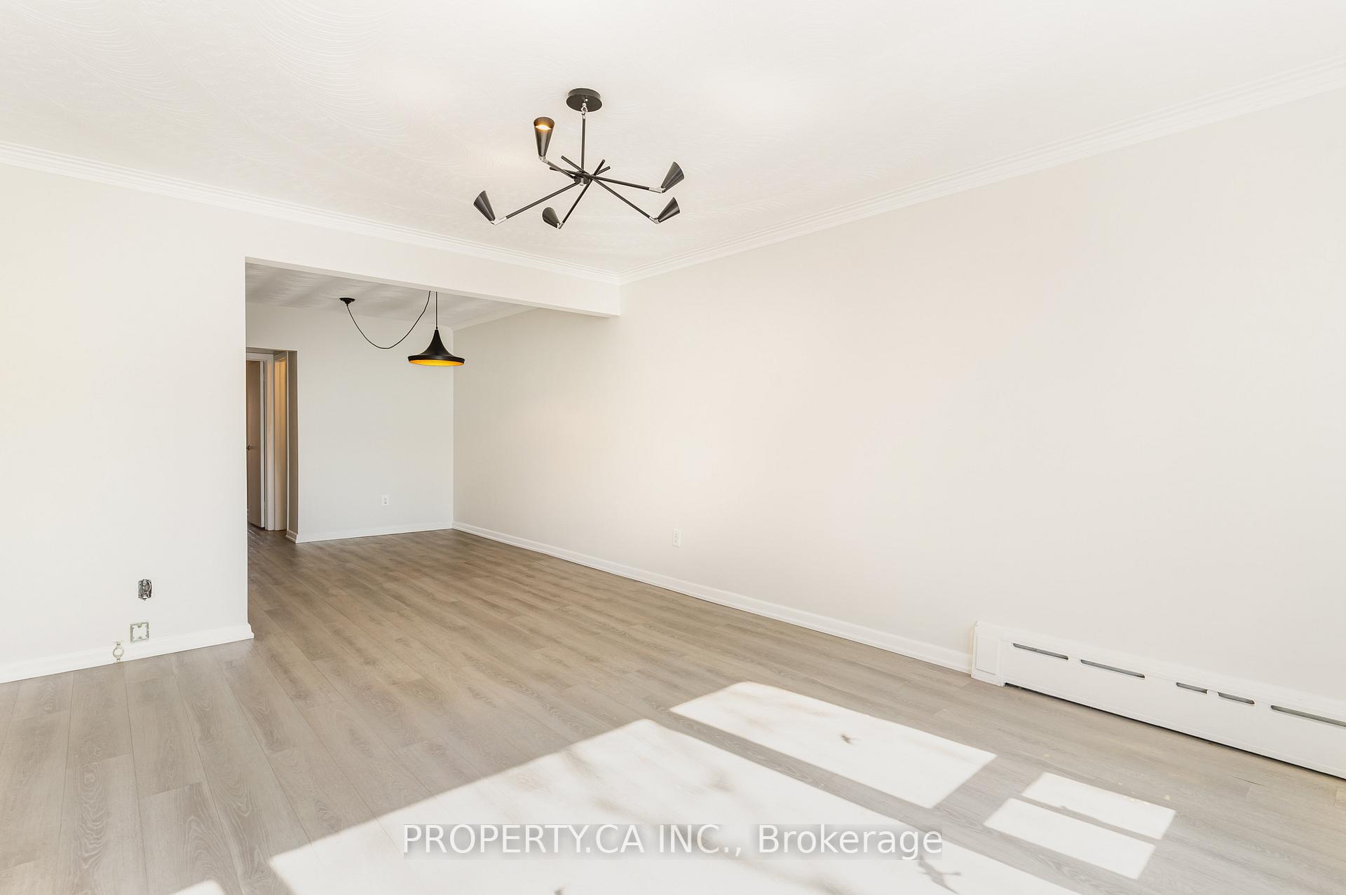 Photo 4 of Unit Unit 2, 48A Dewson Street, Toronto, Palmerston-Little Italy — HOMEH