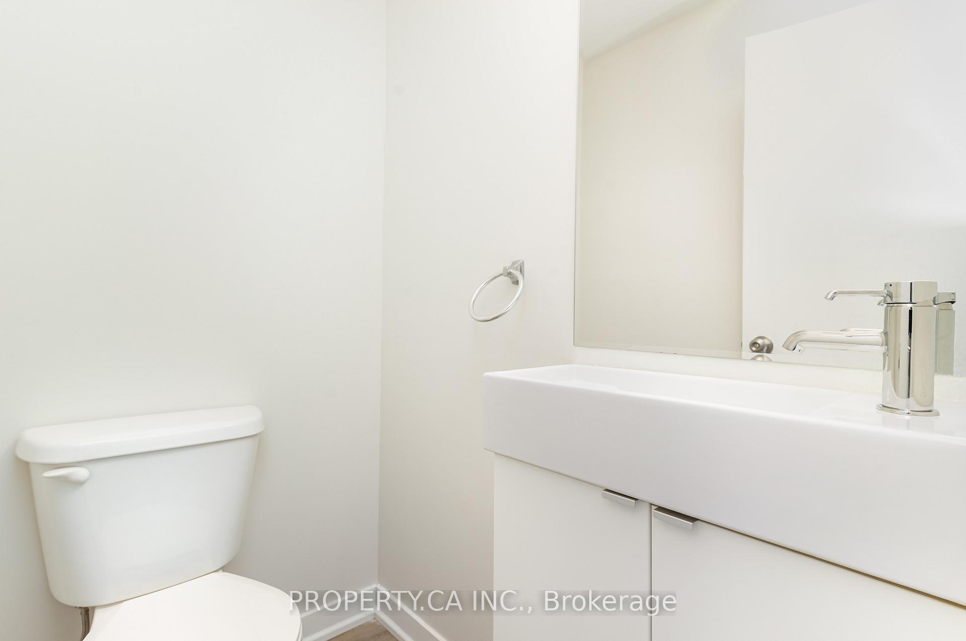 Photo 13 of Unit Unit 2, 48A Dewson Street, Toronto, Palmerston-Little Italy — HOMEH