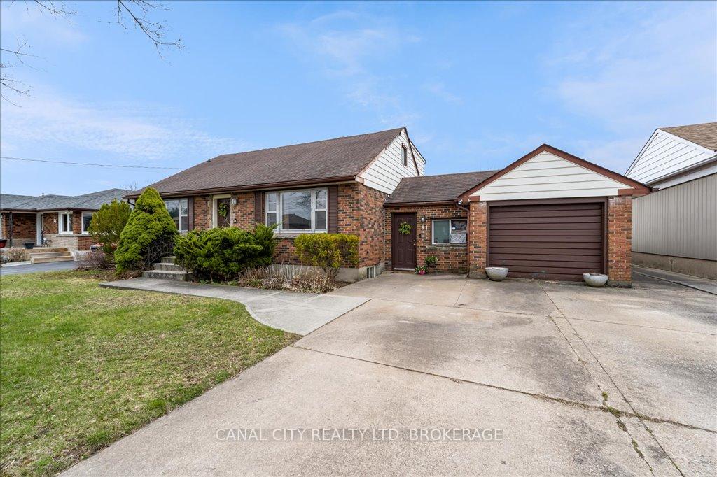 Photo 1 of 61 Rose Avenue, Thorold, Thorold Downtown — HOMEH