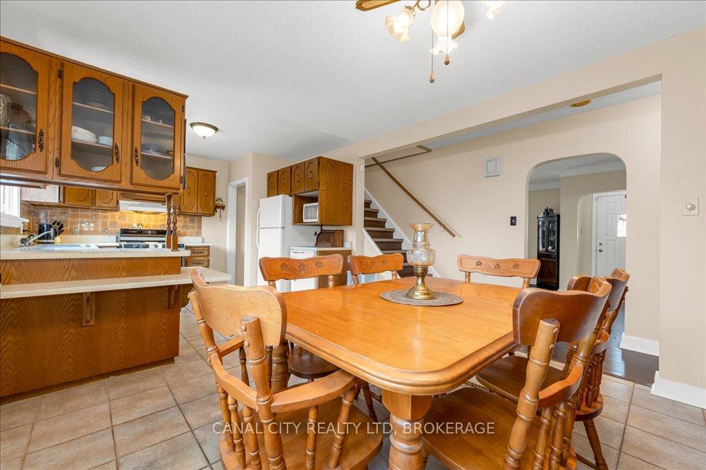 Photo 6 of 61 Rose Avenue, Thorold, Thorold Downtown — HOMEH