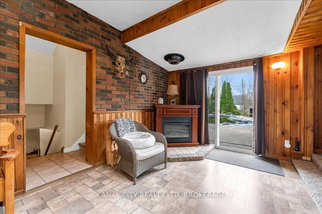 Photo 12 of 61 Rose Avenue, Thorold, Thorold Downtown — HOMEH