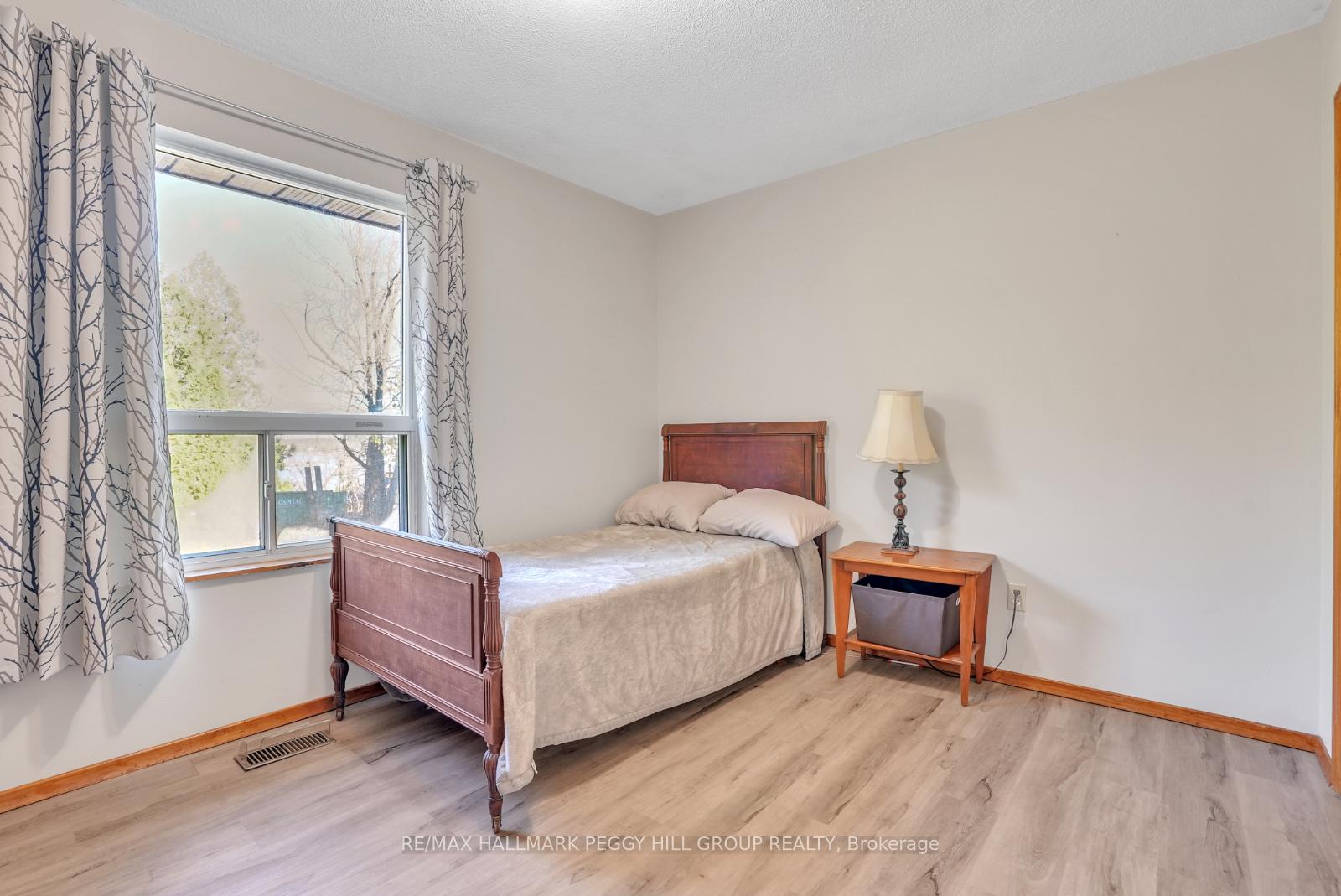Photo 11 of 22A Pine Street, Tay, Waubaushene — HOMEH