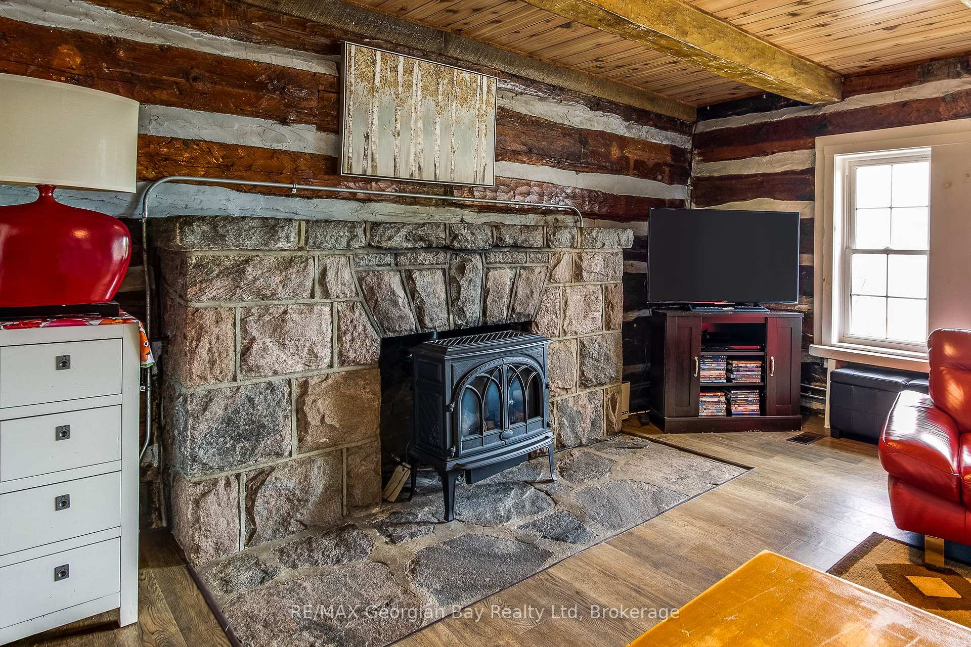 Photo 10 of 83 Beach Road, Tiny, Rural Tiny — HOMEH