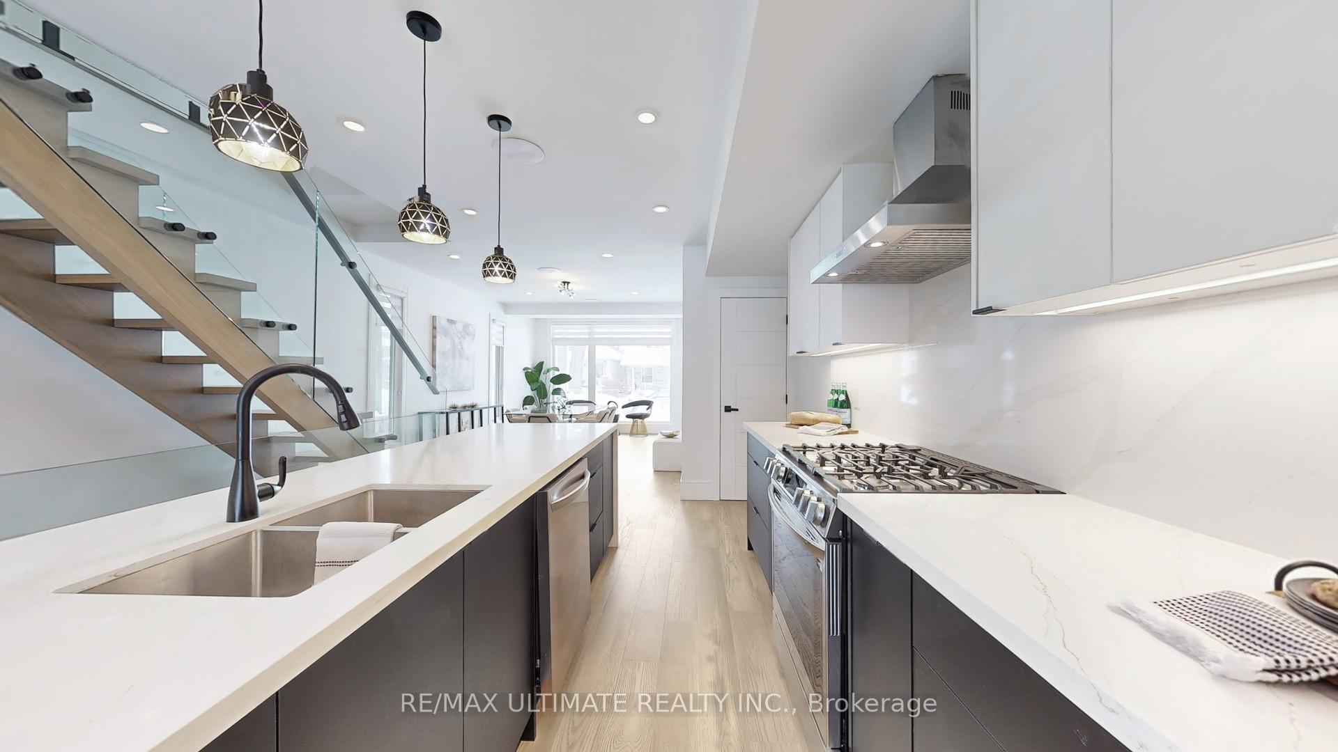 Photo 13 of 55 King Edward Avenue, Toronto, Woodbine-Lumsden — HOMEH