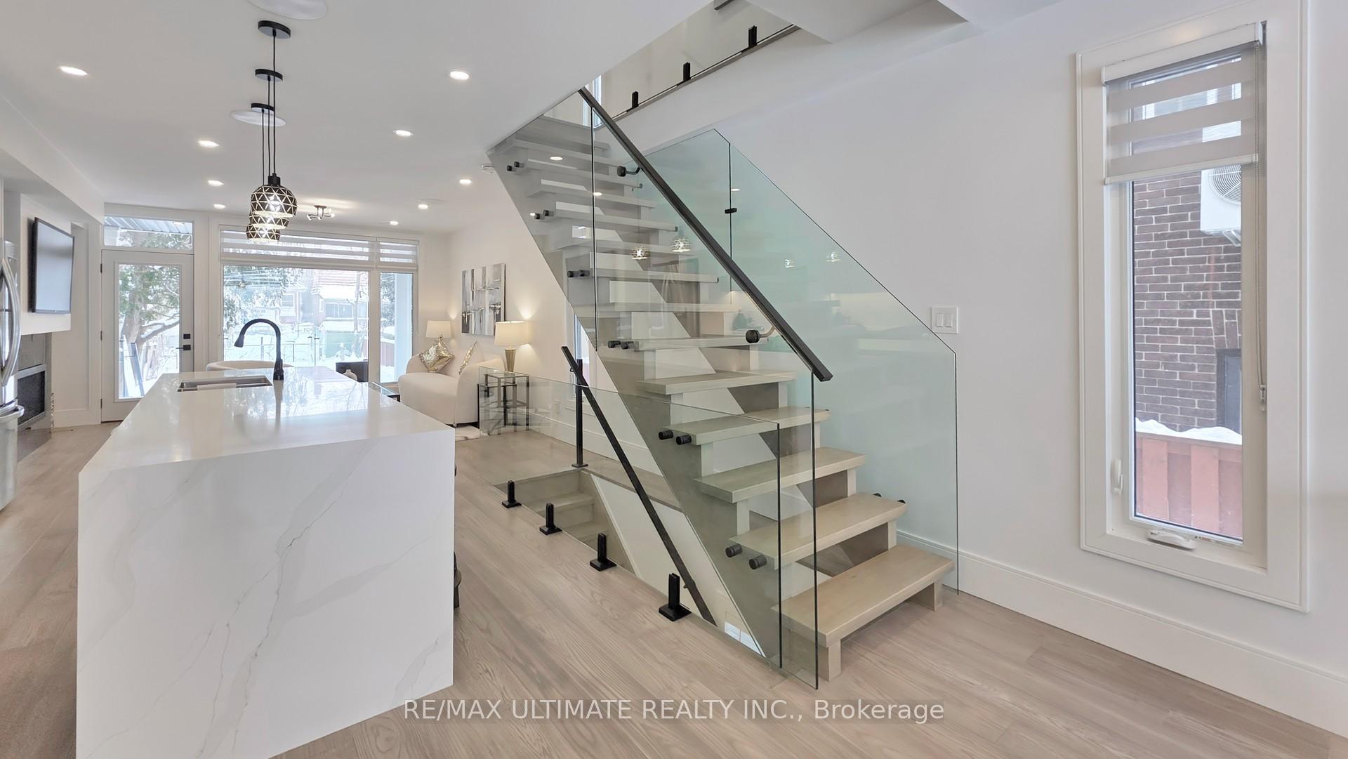 Photo 21 of 55 King Edward Avenue, Toronto, Woodbine-Lumsden — HOMEH