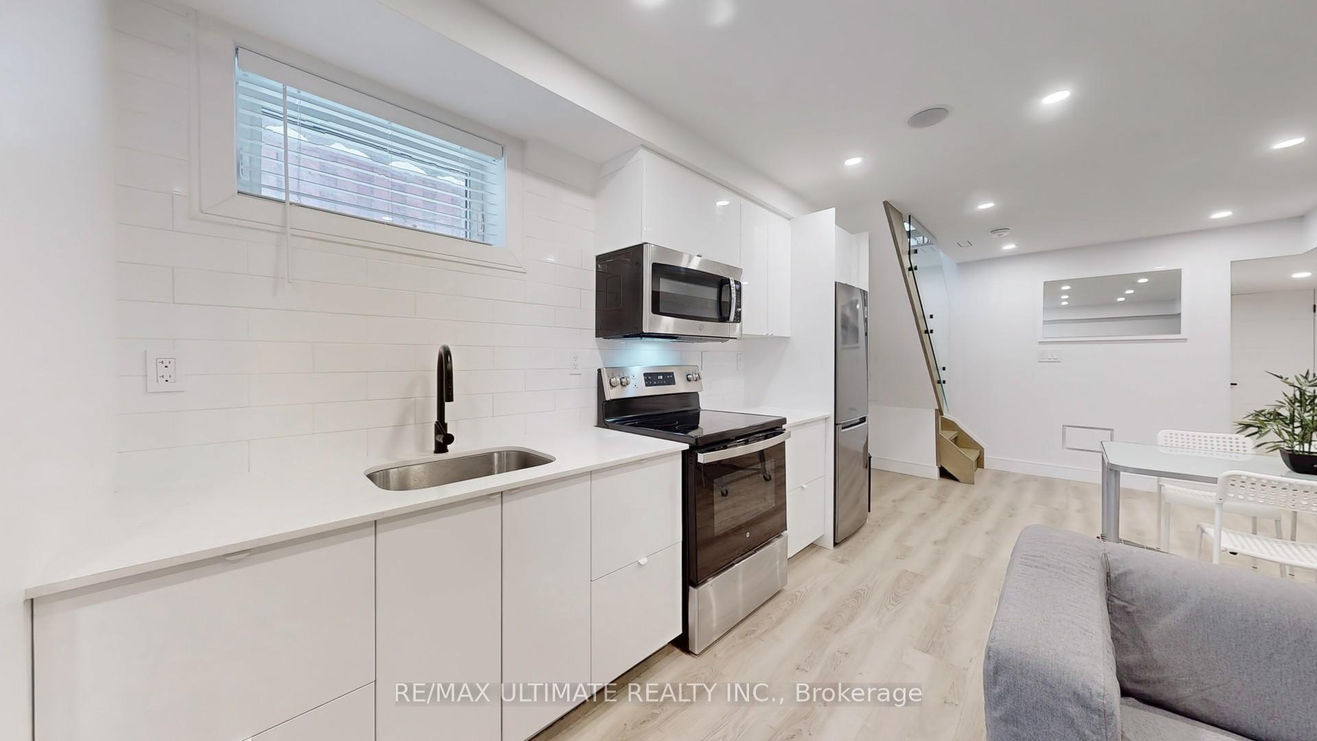 Photo 36 of 55 King Edward Avenue, Toronto, Woodbine-Lumsden — HOMEH