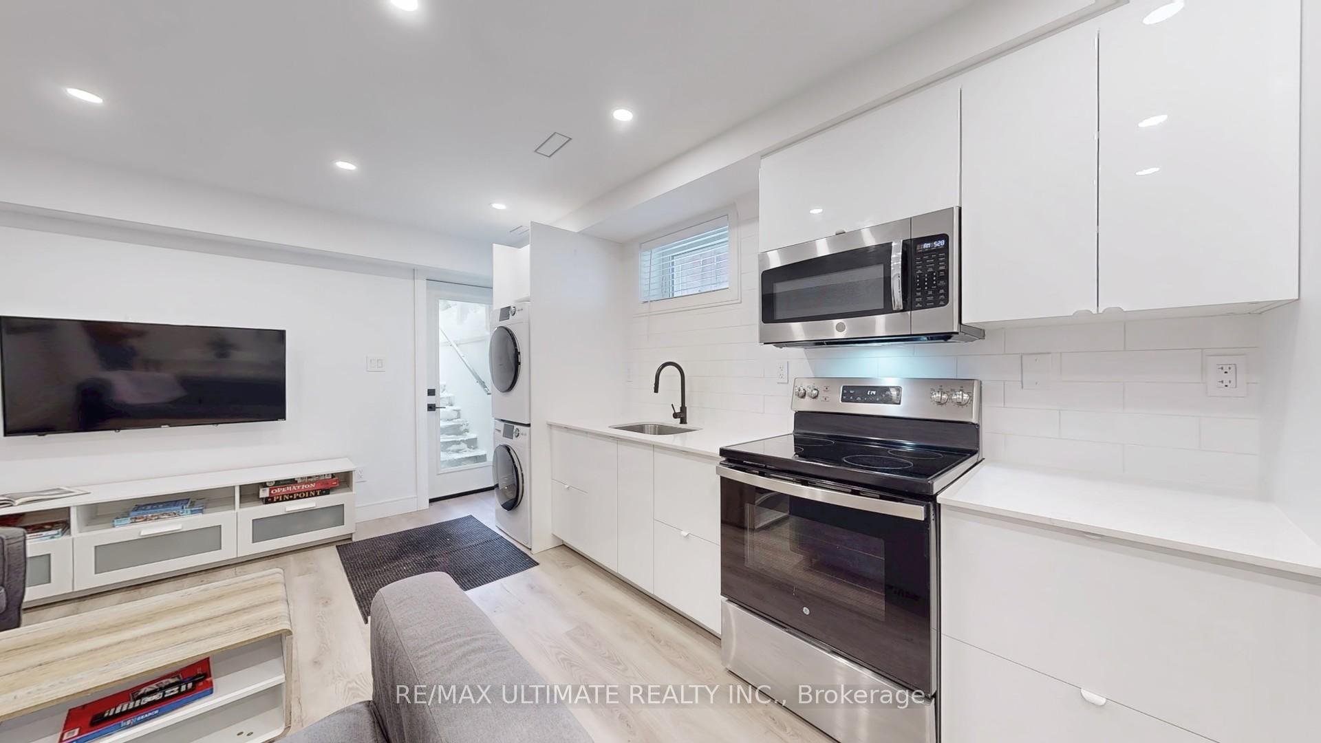 Photo 37 of 55 King Edward Avenue, Toronto, Woodbine-Lumsden — HOMEH
