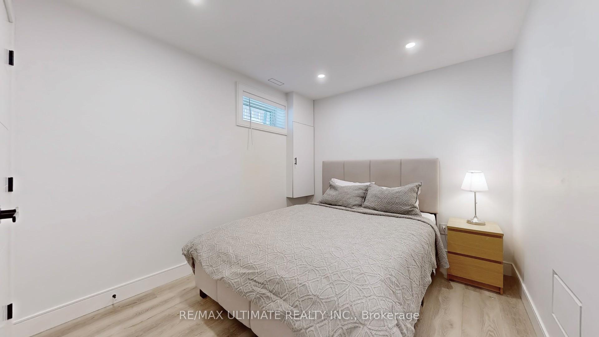 Photo 43 of 55 King Edward Avenue, Toronto, Woodbine-Lumsden — HOMEH
