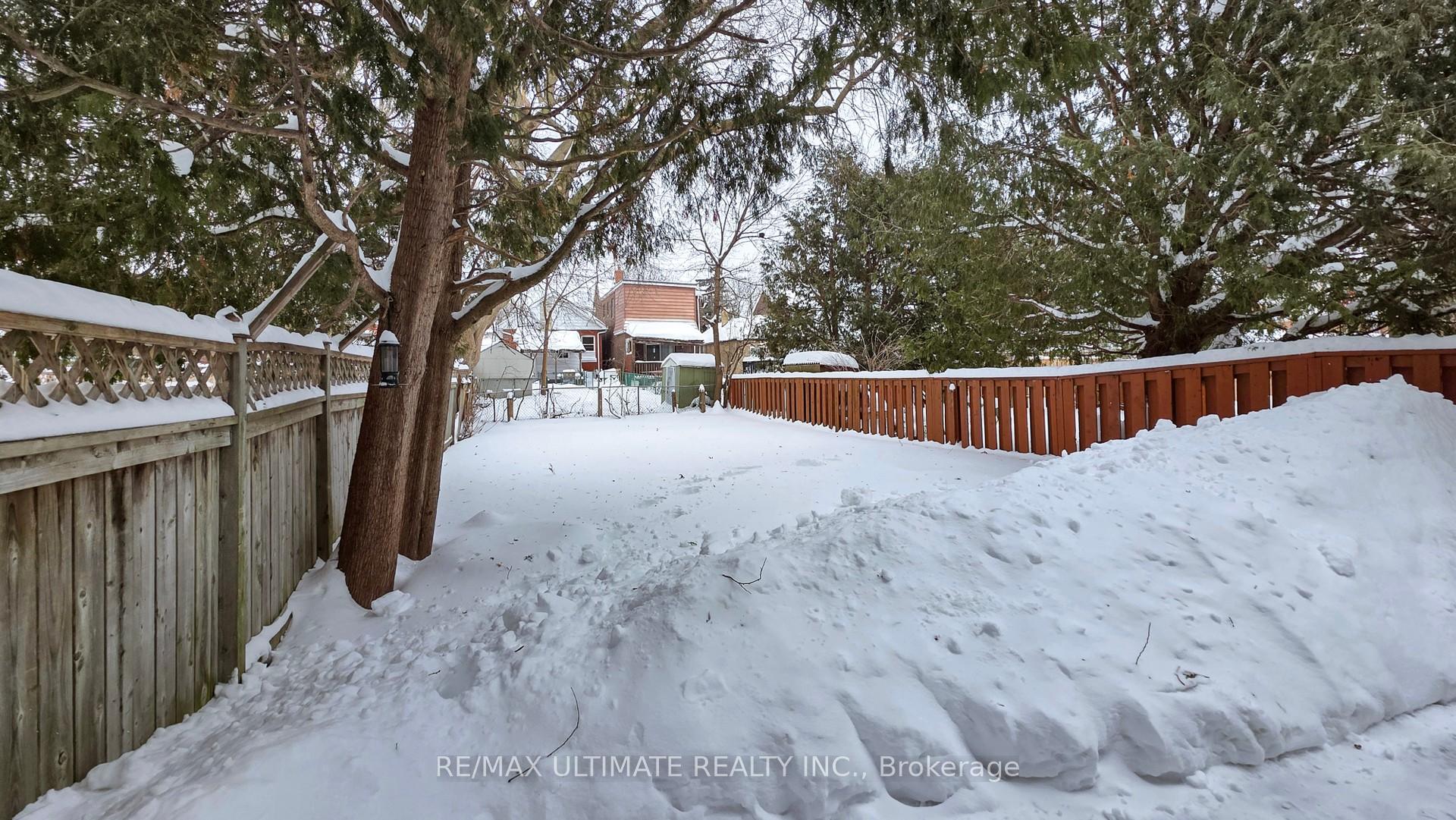 Photo 48 of 55 King Edward Avenue, Toronto, Woodbine-Lumsden — HOMEH