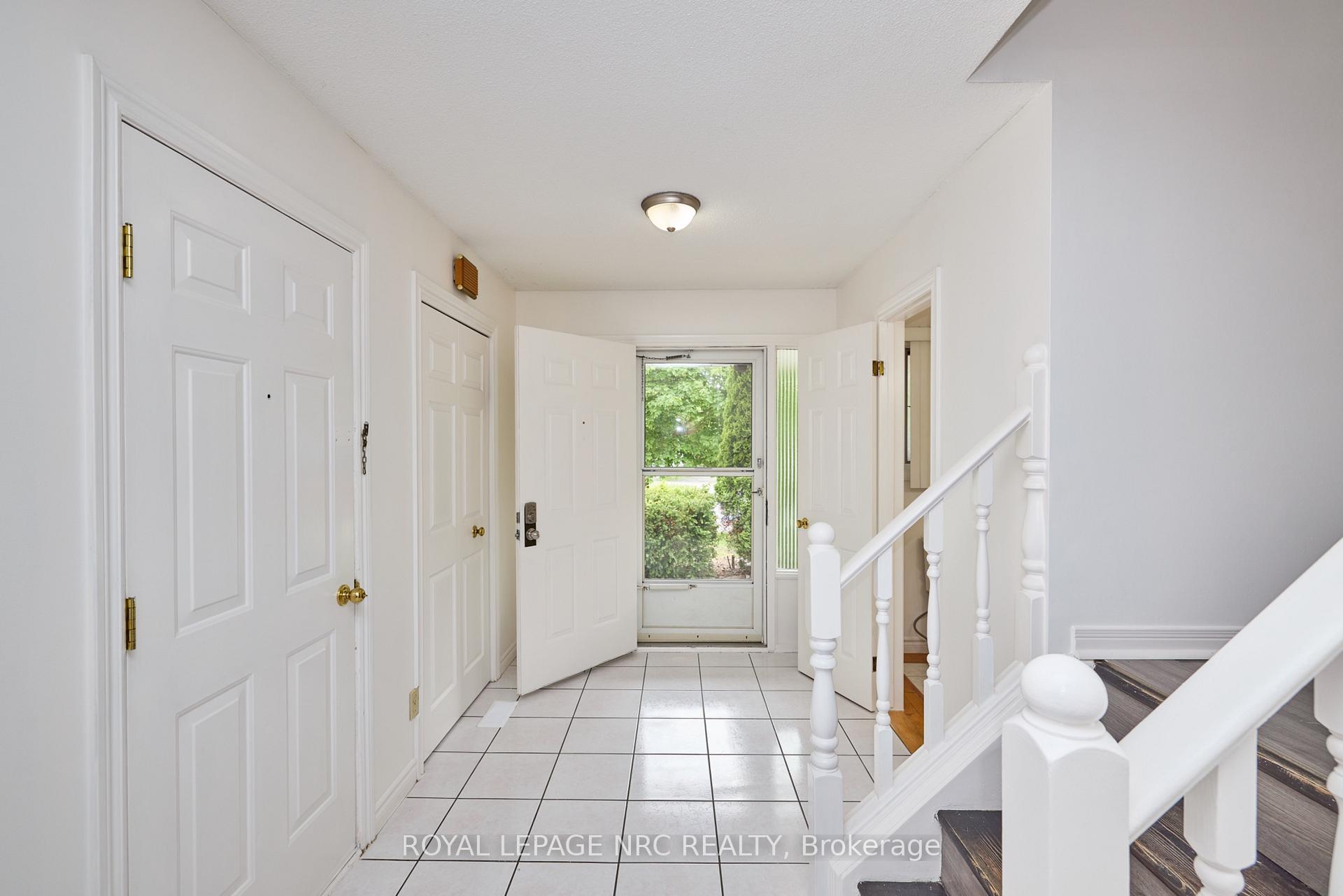 Photo 6 of 19 Rannie Court, Thorold, Confederation Heights — HOMEH