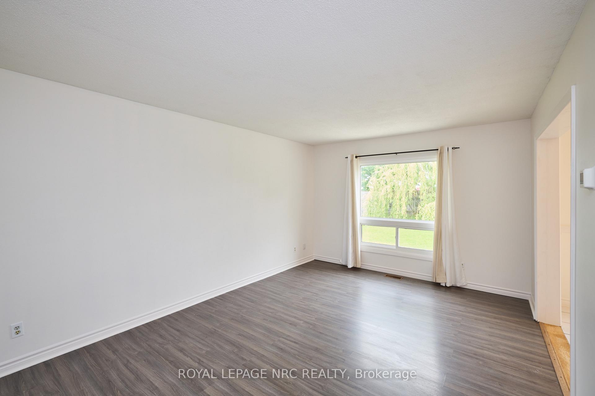 Photo 9 of 19 Rannie Court, Thorold, Confederation Heights — HOMEH
