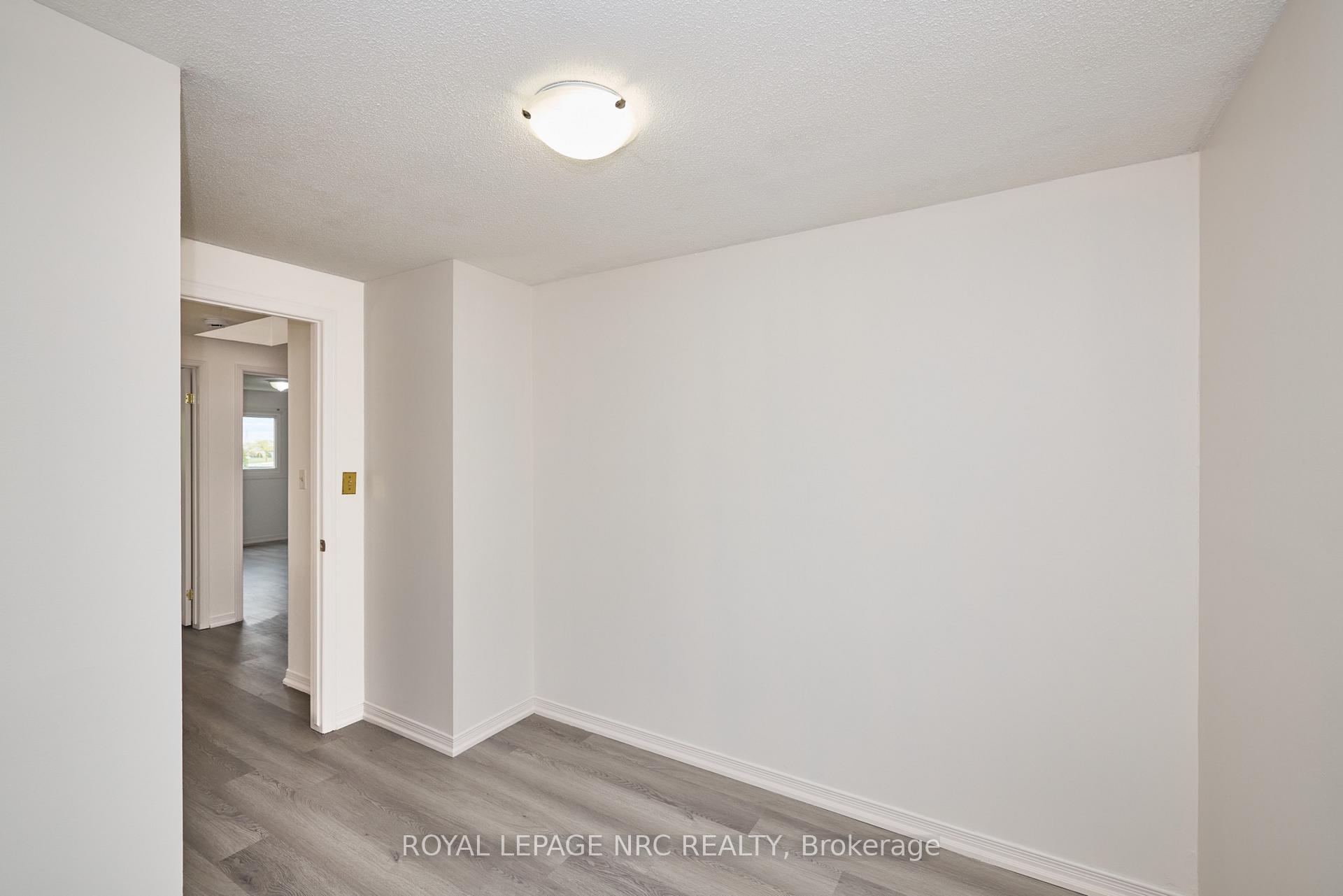Photo 24 of 19 Rannie Court, Thorold, Confederation Heights — HOMEH