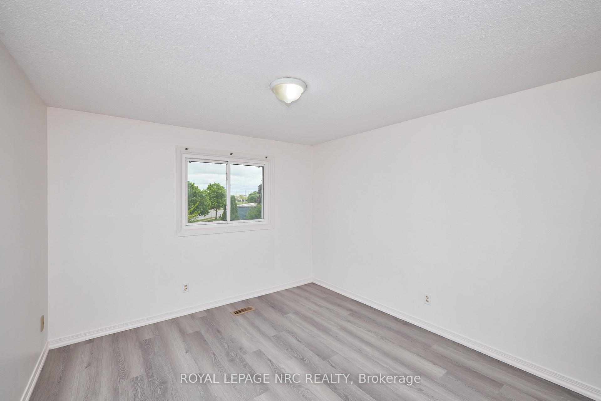Photo 27 of 19 Rannie Court, Thorold, Confederation Heights — HOMEH