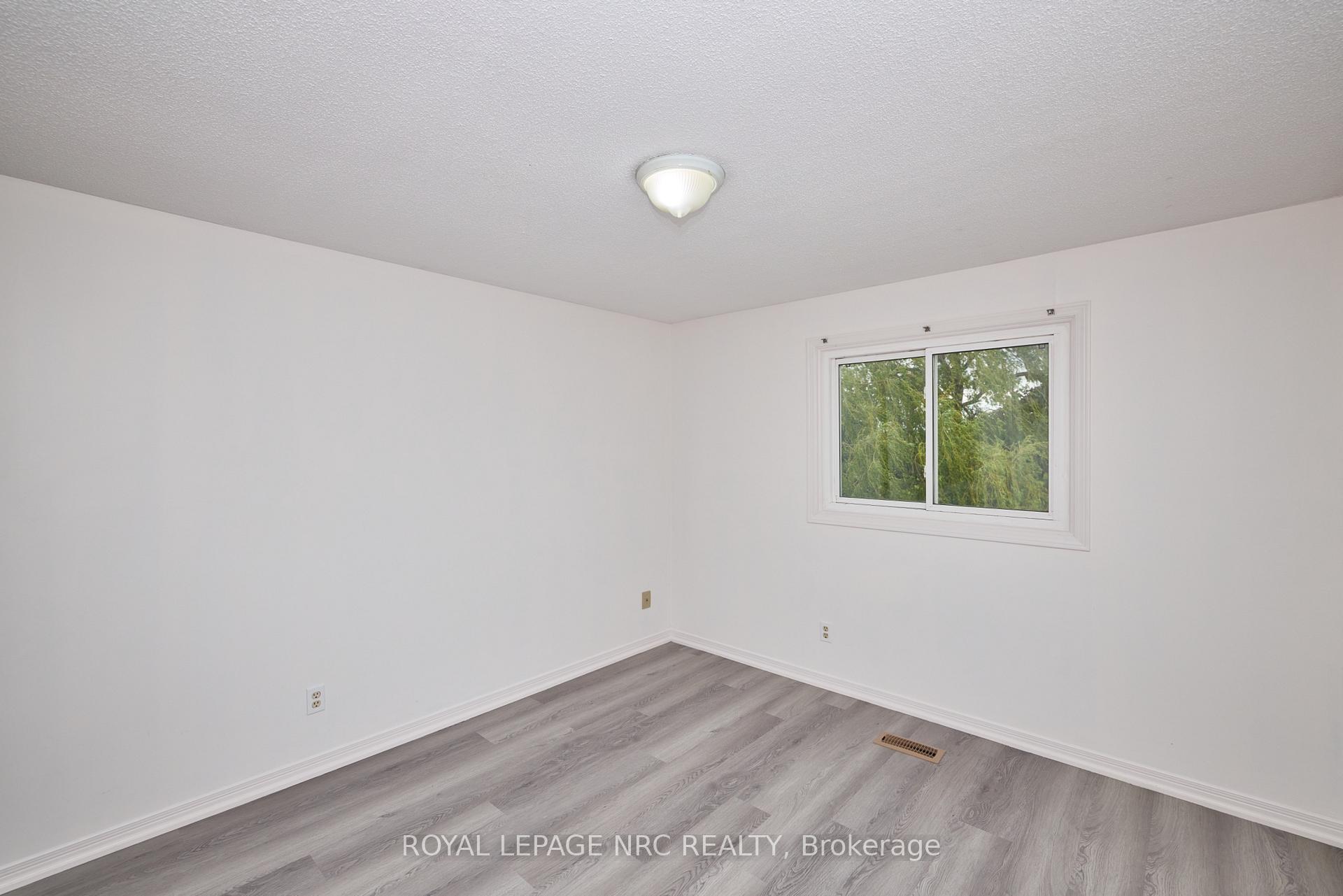 Photo 28 of 19 Rannie Court, Thorold, Confederation Heights — HOMEH