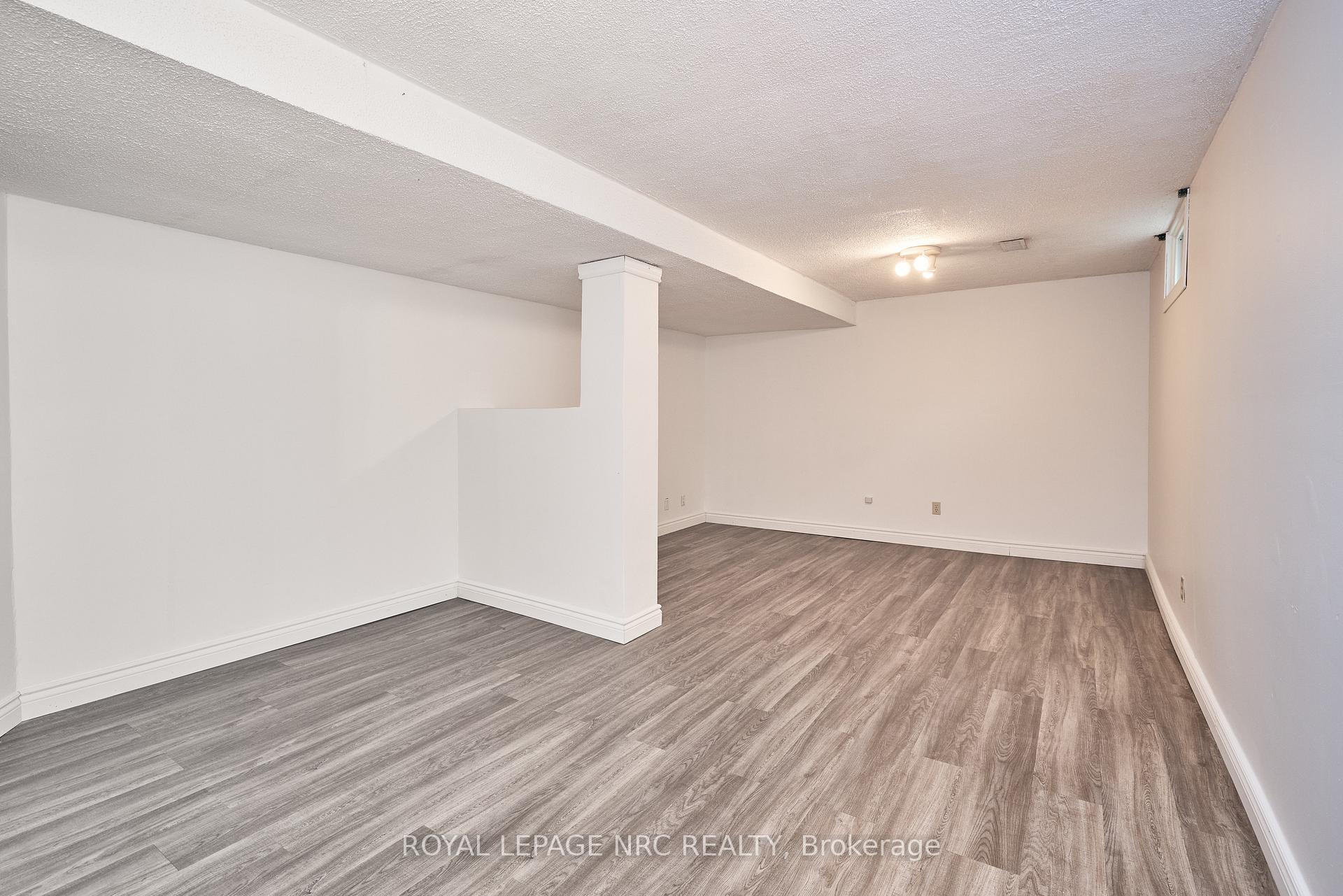 Photo 39 of 19 Rannie Court, Thorold, Confederation Heights — HOMEH