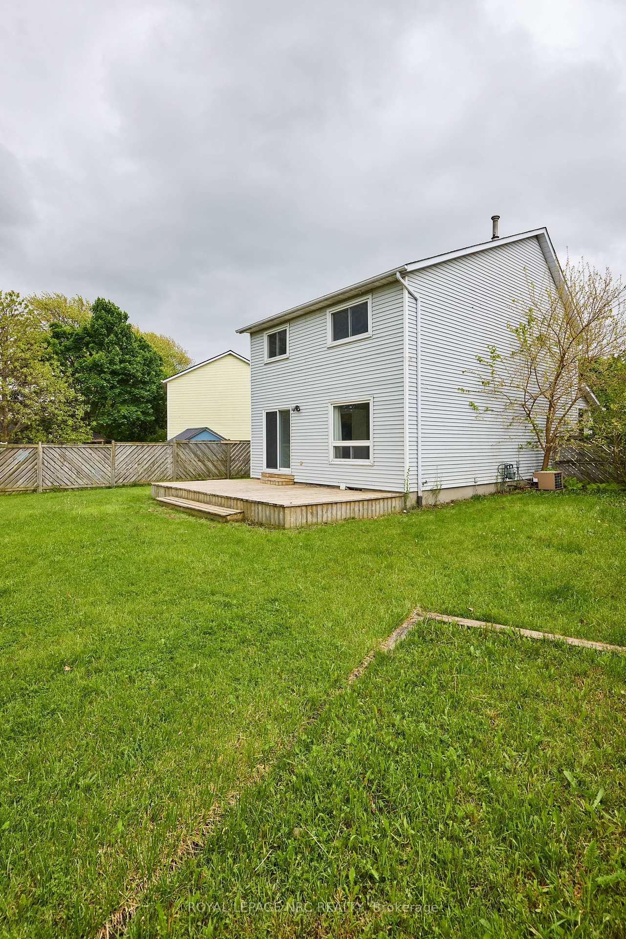 Photo 49 of 19 Rannie Court, Thorold, Confederation Heights — HOMEH