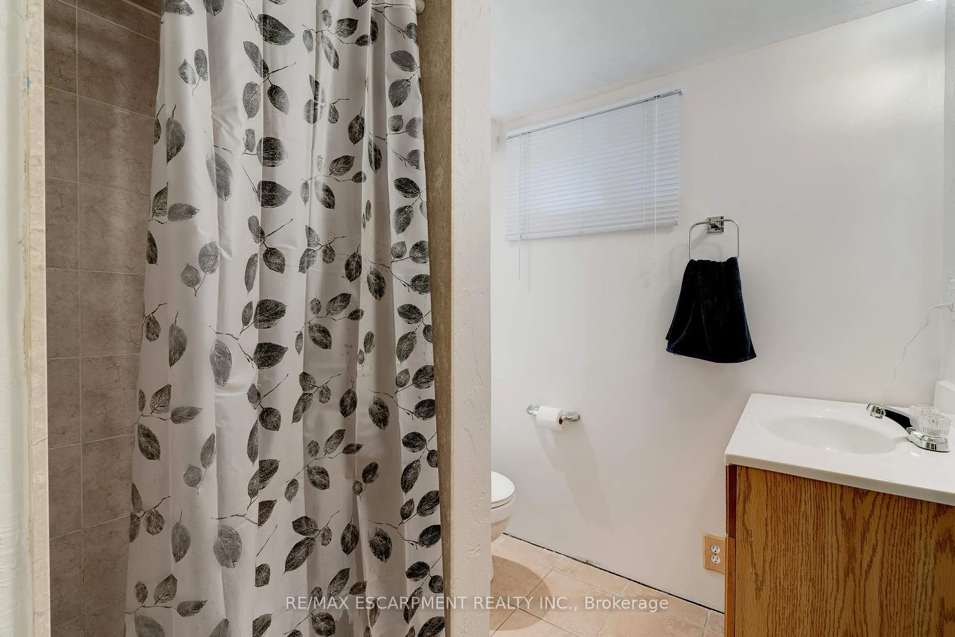 Photo 19 of 26 Madoc Street, Hamilton, Stoney Creek — HOMEH