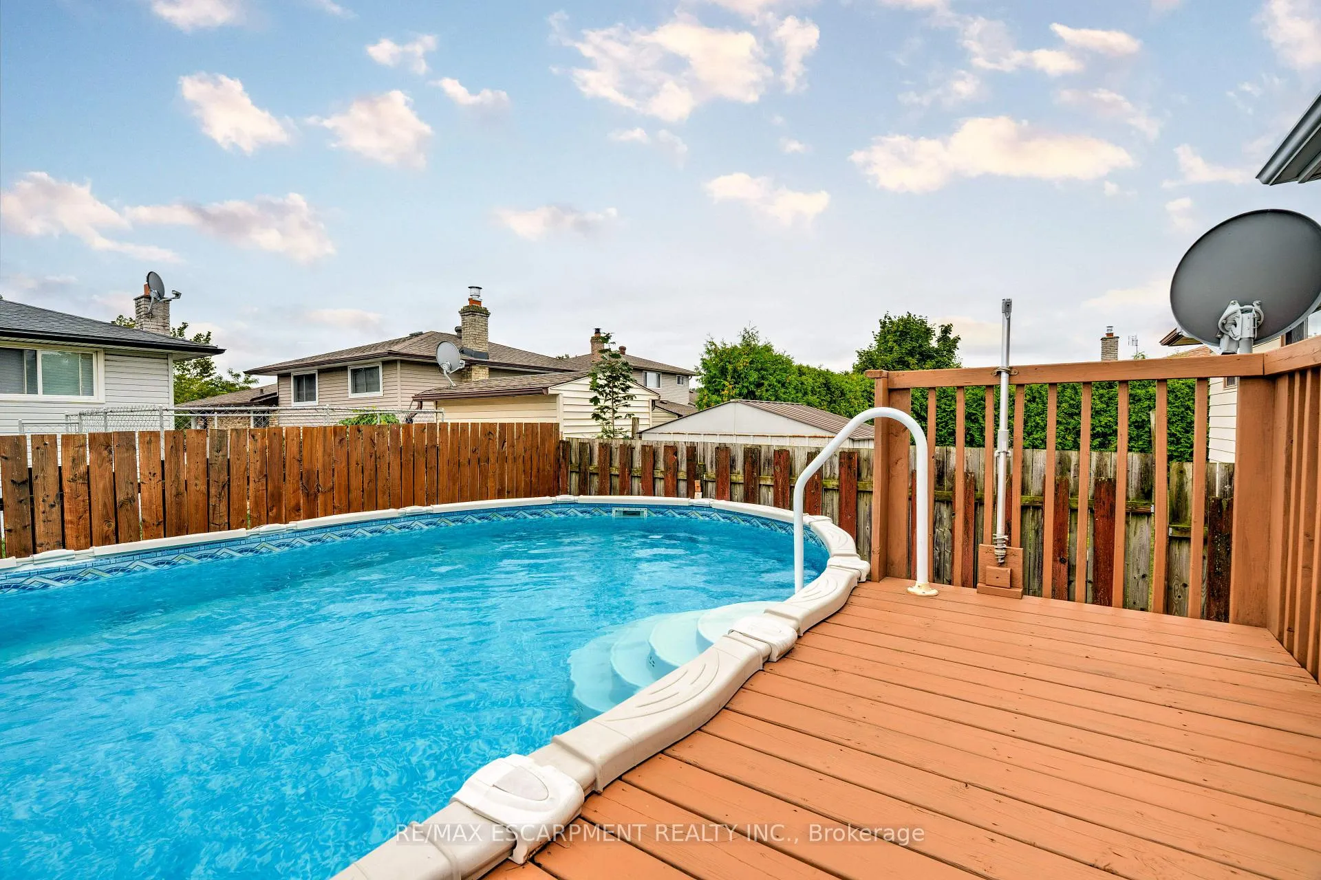 Photo 26 of 26 Madoc Street, Hamilton, Stoney Creek — HOMEH