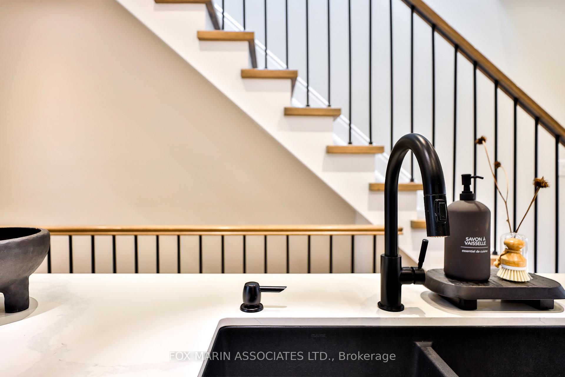 Photo 11 of 954 Logan Avenue, Toronto, Playter Estates-Danforth — HOMEH
