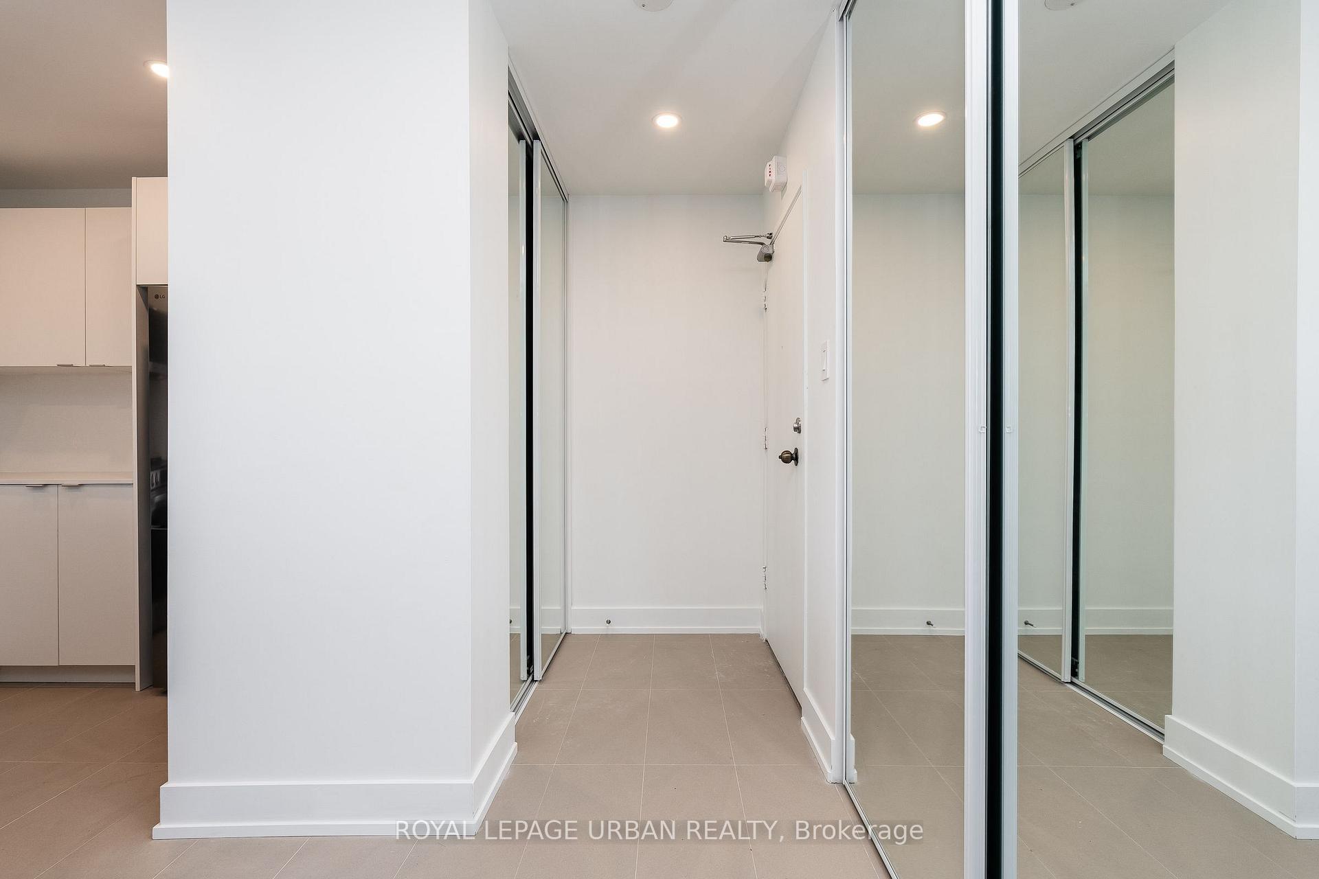 Photo 9 of Unit 902, 240 Oriole Parkway, Toronto, Yonge-St. Clair — HOMEH
