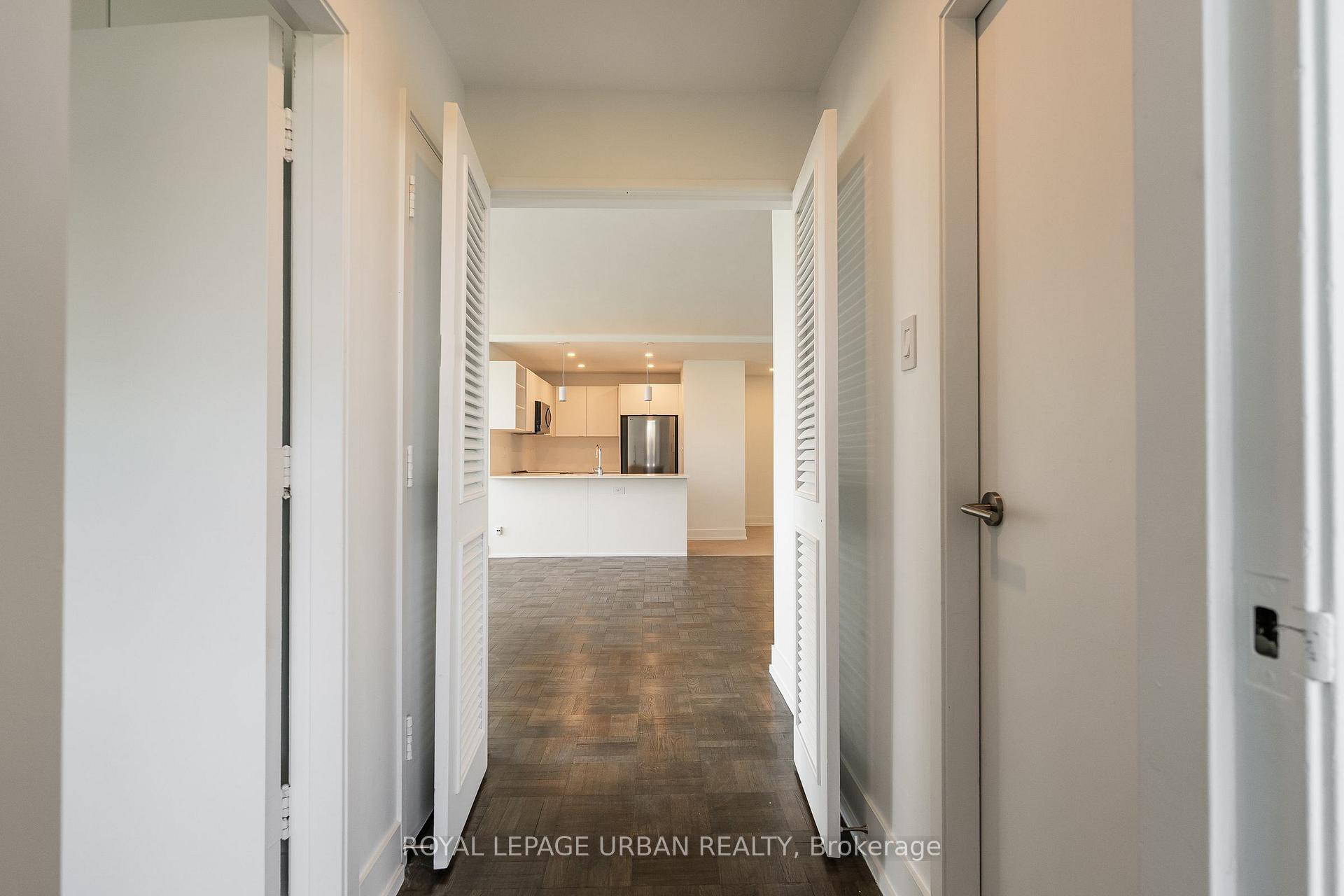 Photo 19 of Unit 902, 240 Oriole Parkway, Toronto, Yonge-St. Clair — HOMEH