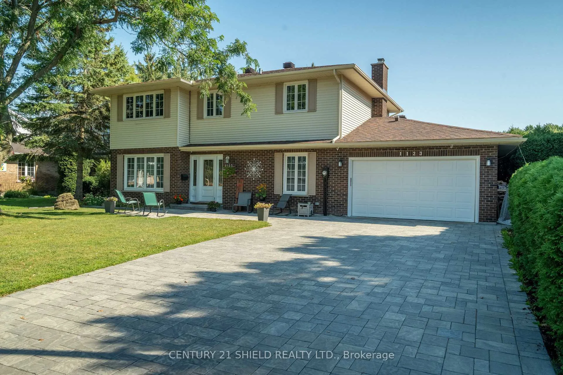 Photo 1 of 1123 Stokes Drive, Cornwall — HOMEH