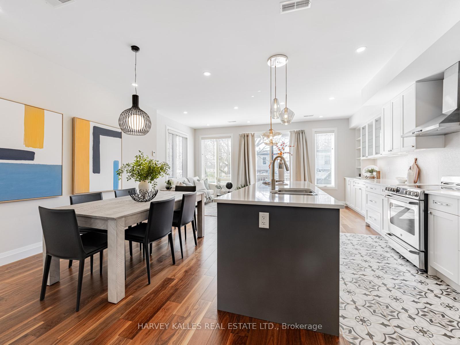 Photo 5 of 511 Sammon Avenue, Toronto, Danforth Village-East York — HOMEH