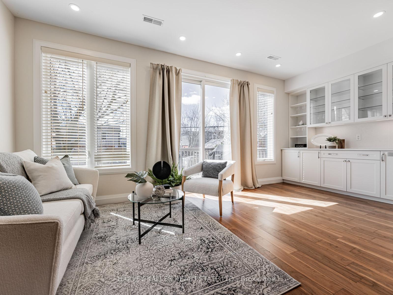 Photo 10 of 511 Sammon Avenue, Toronto, Danforth Village-East York — HOMEH