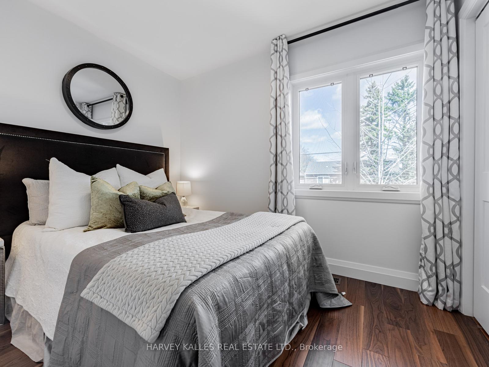 Photo 17 of 511 Sammon Avenue, Toronto, Danforth Village-East York — HOMEH