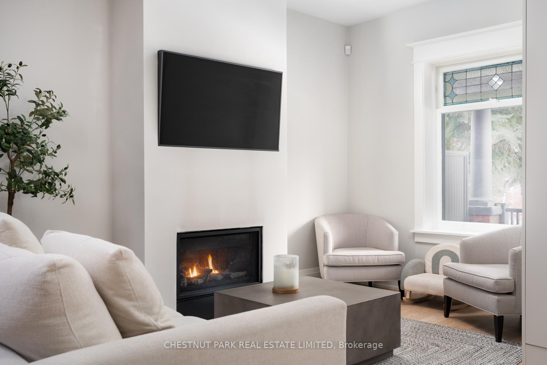 Photo 5 of 185 Withrow Avenue, Toronto, North Riverdale — HOMEH