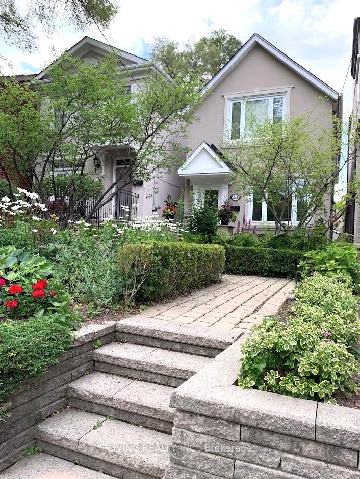Front of 374 Woburn Avenue