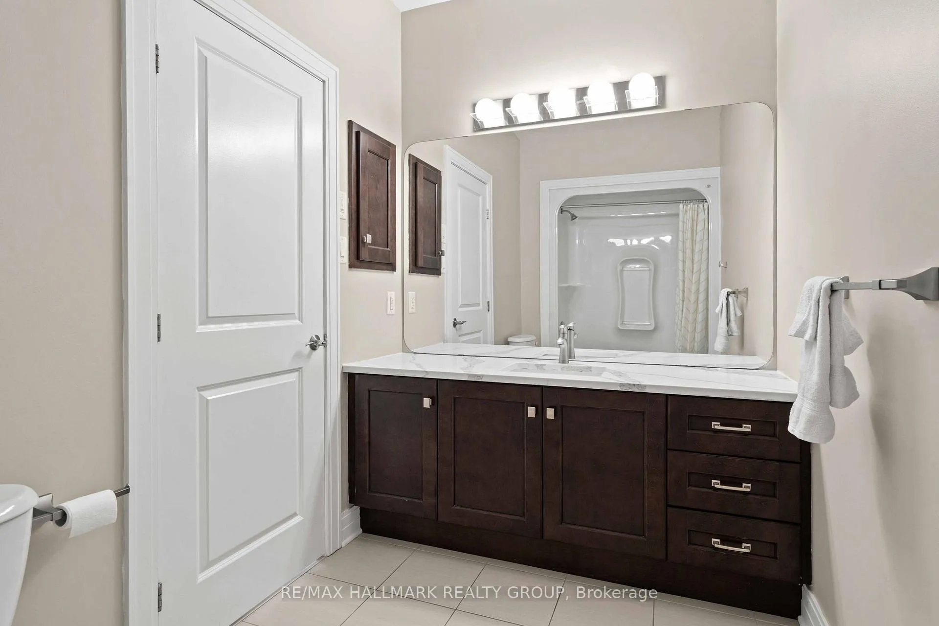 Photo 26 of 206 Cedarstone Street, Ottawa, Richmond — HOMEH