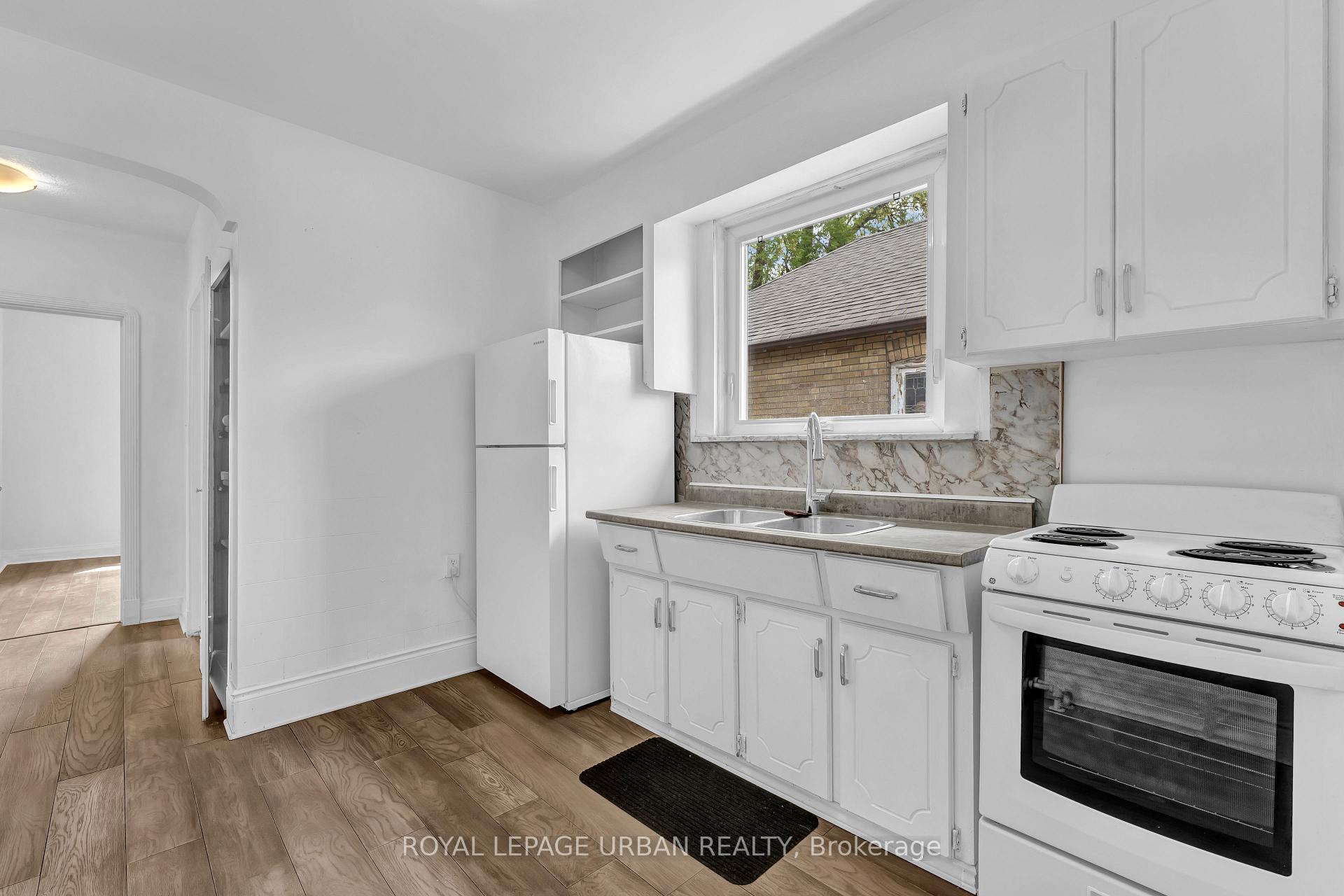 Photo 19 of 319 Donlands Avenue, Toronto, East York — HOMEH