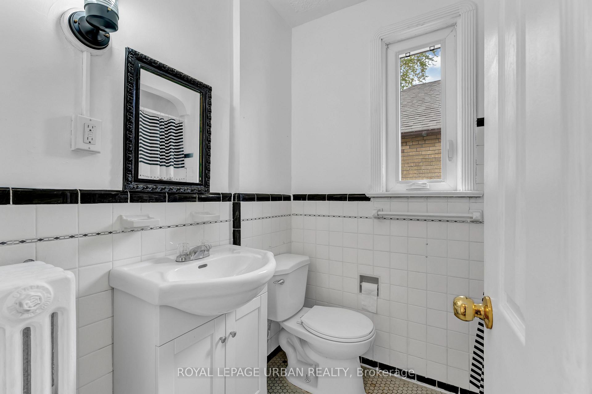 Photo 27 of 319 Donlands Avenue, Toronto, East York — HOMEH