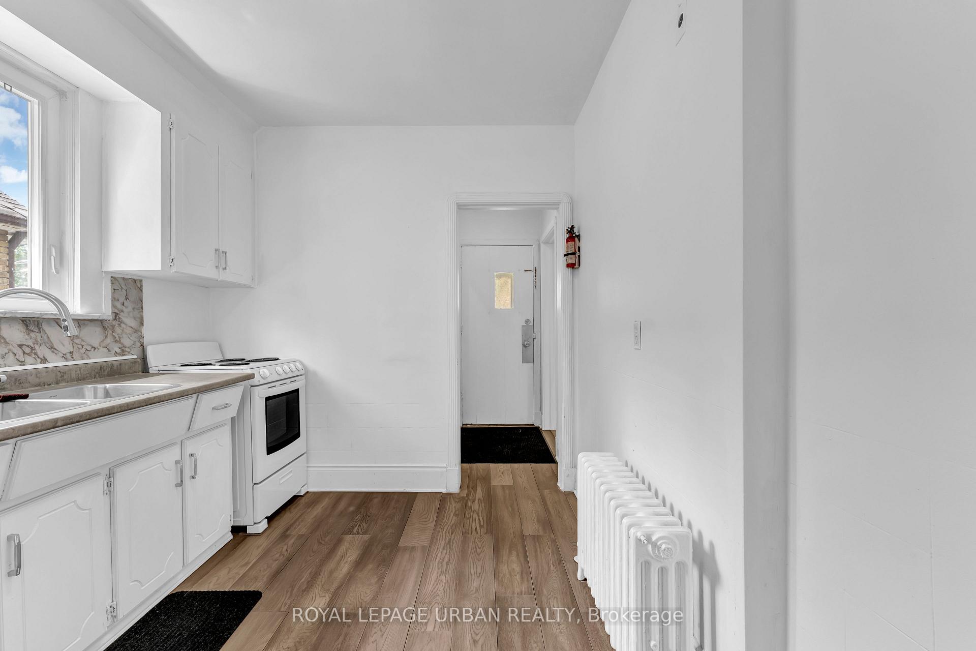 Photo 29 of 319 Donlands Avenue, Toronto, East York — HOMEH