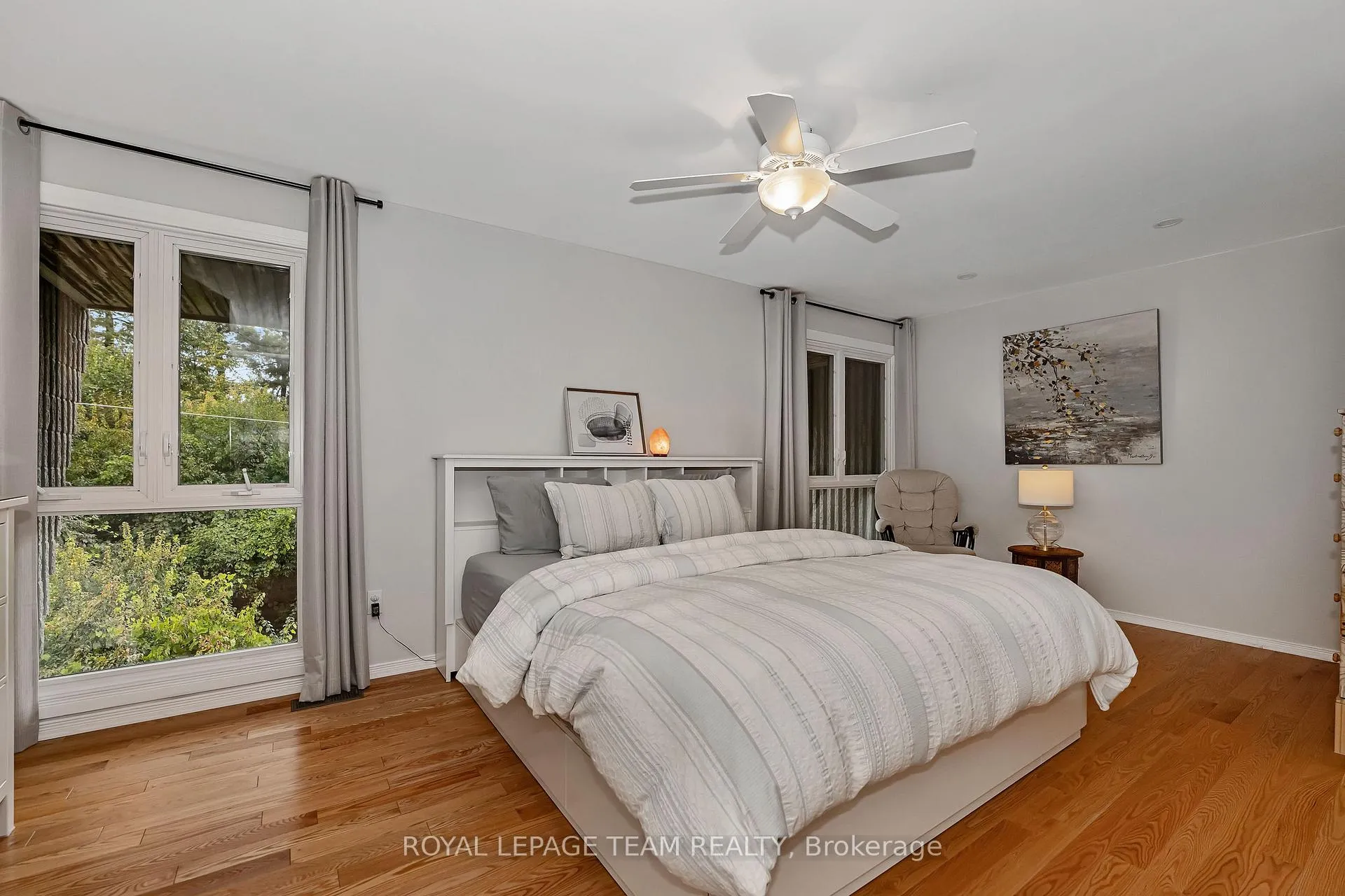 Photo 19 of 1095 Ambleside Drive, Ottawa, Woodroffe — HOMEH