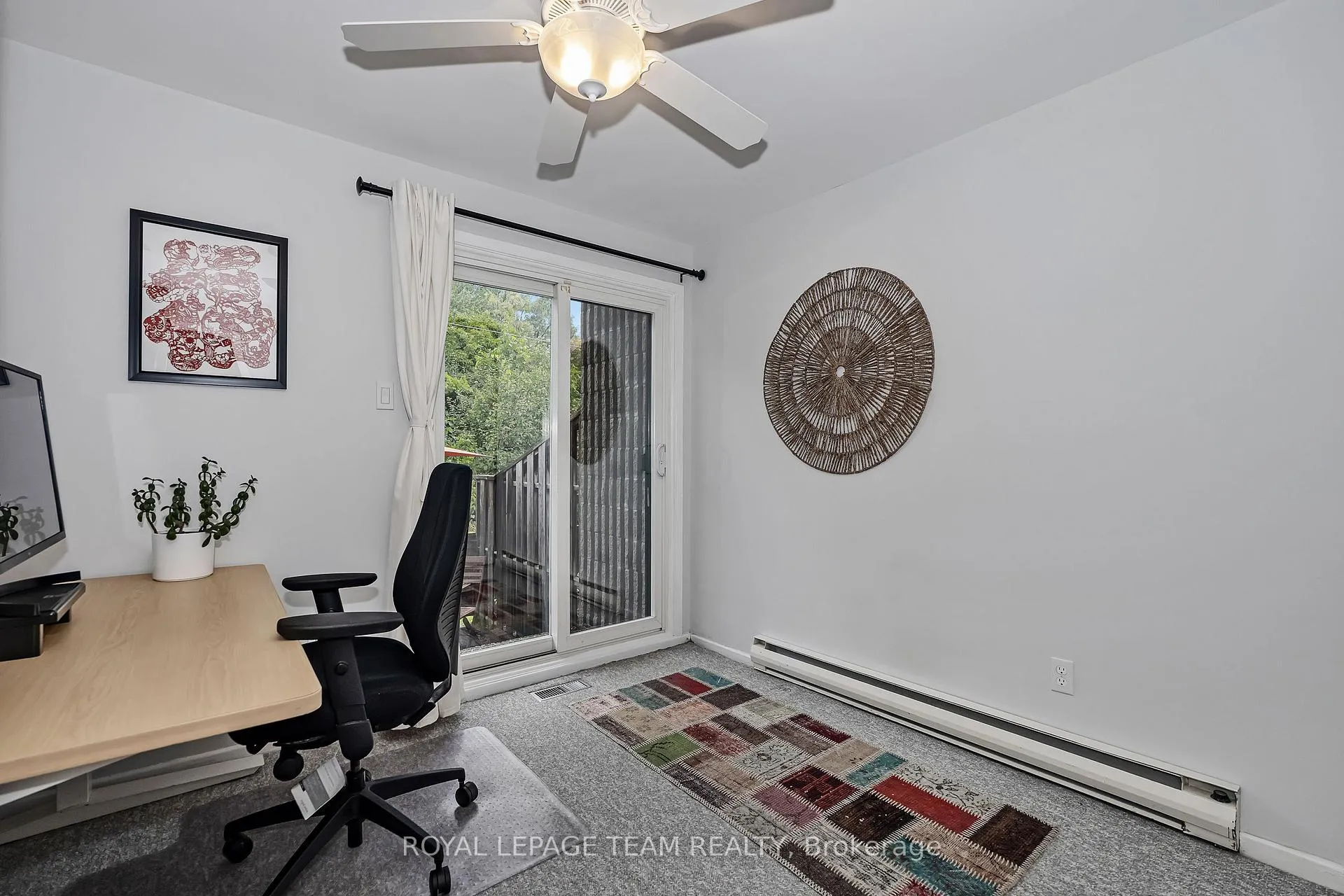 Photo 24 of 1095 Ambleside Drive, Ottawa, Woodroffe — HOMEH