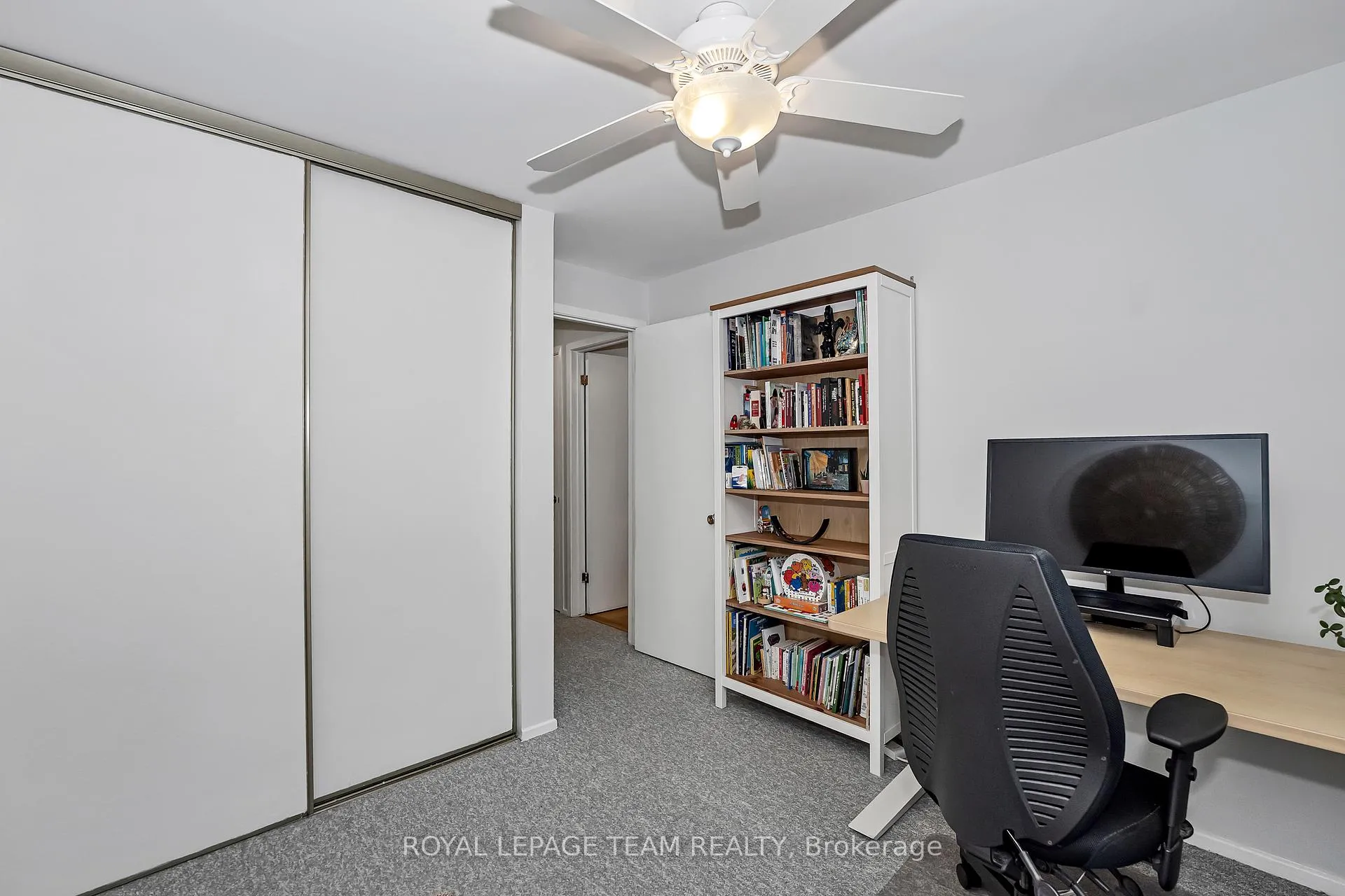 Photo 25 of 1095 Ambleside Drive, Ottawa, Woodroffe — HOMEH