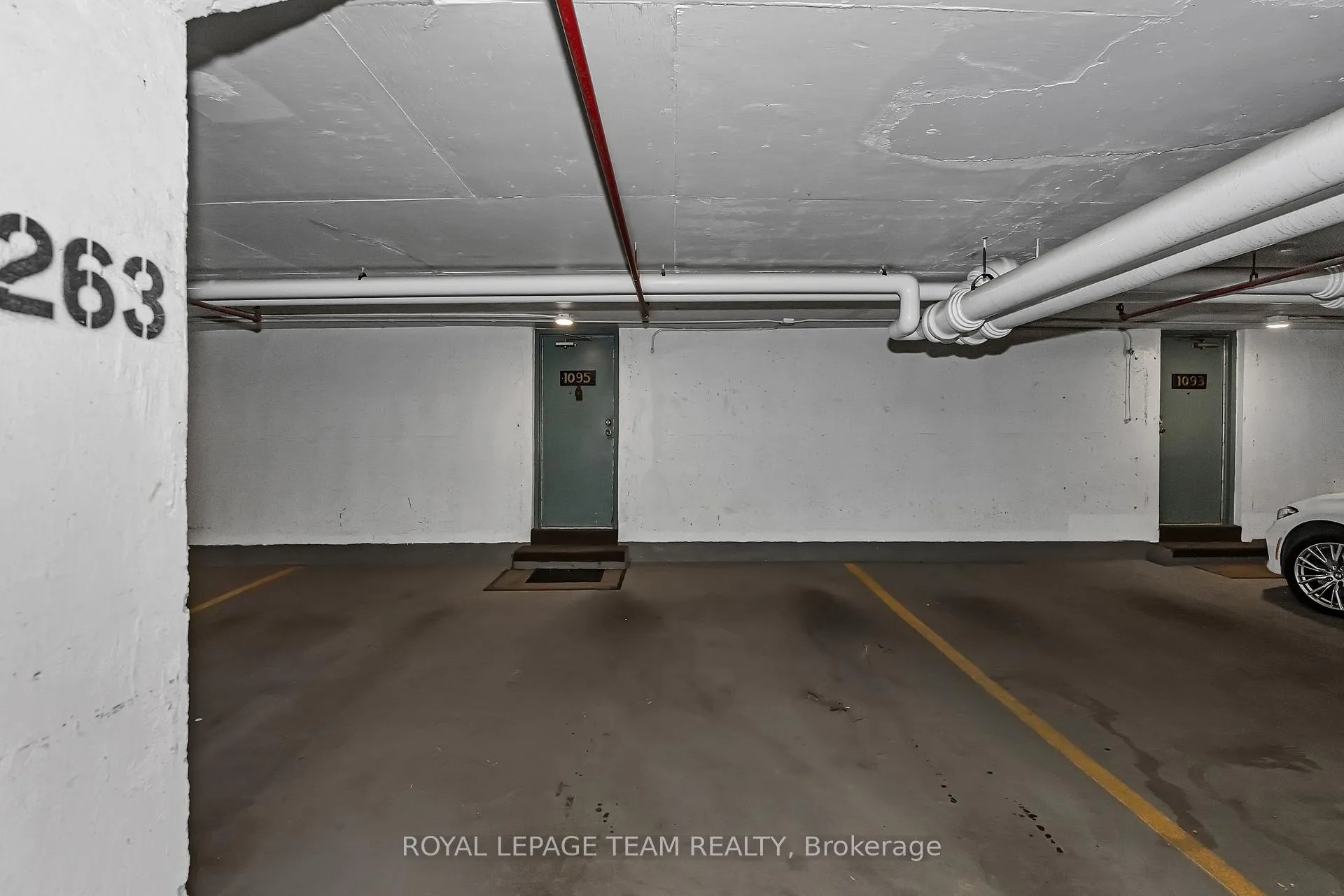 Photo 33 of 1095 Ambleside Drive, Ottawa, Woodroffe — HOMEH