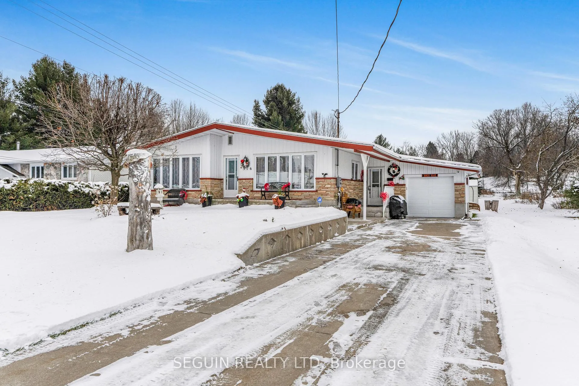 Photo 1 of 516 Front Road, Champlain, L'Orignal — HOMEH