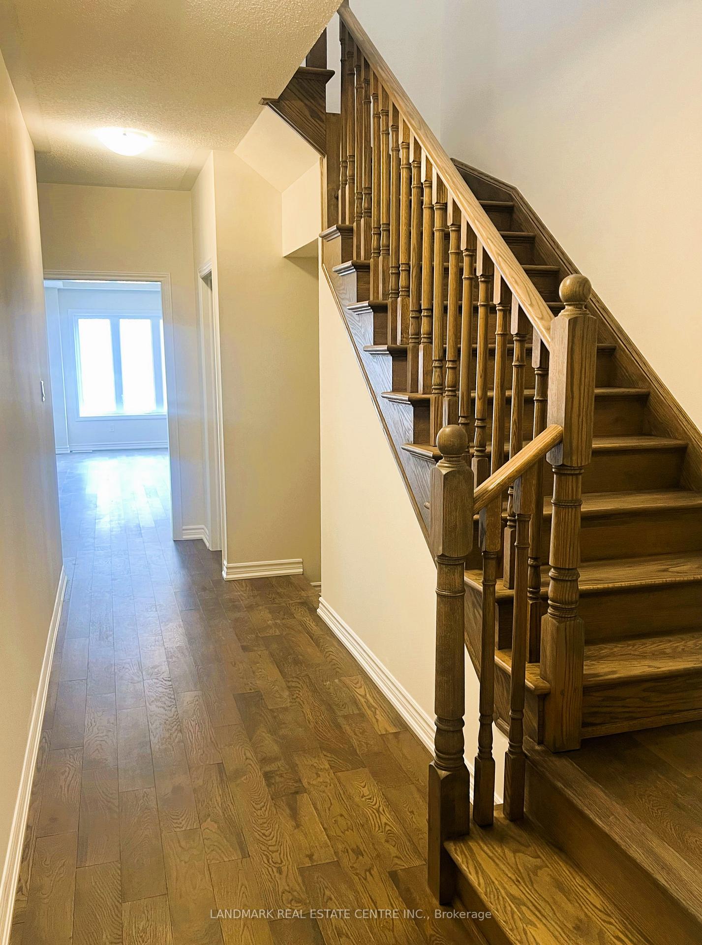 Photo 3 of 62 Baker Street, Thorold, Thorold Downtown — HOMEH