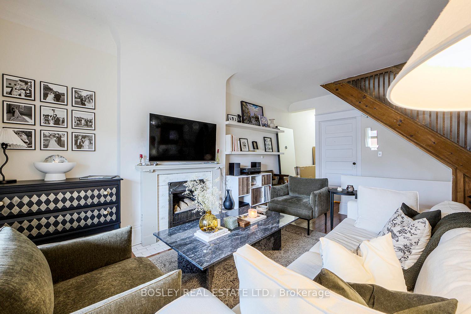 Photo 5 of Unit Main, 62 Sparkhall Avenue, Toronto, North Riverdale — HOMEH