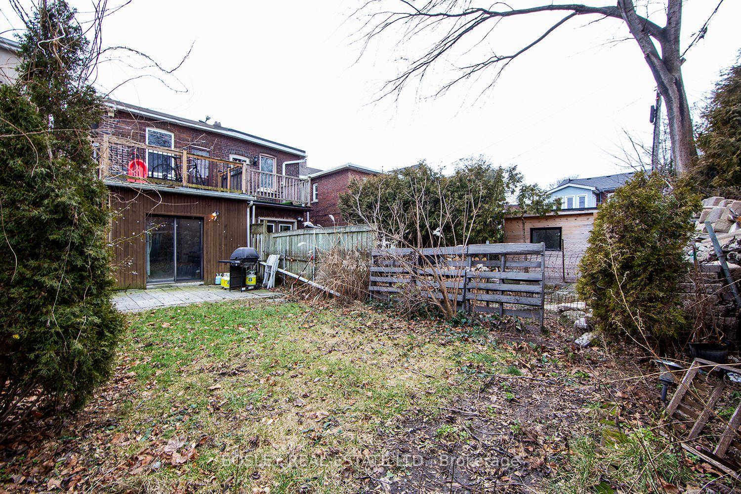 Photo 18 of Unit Main, 62 Sparkhall Avenue, Toronto, North Riverdale — HOMEH