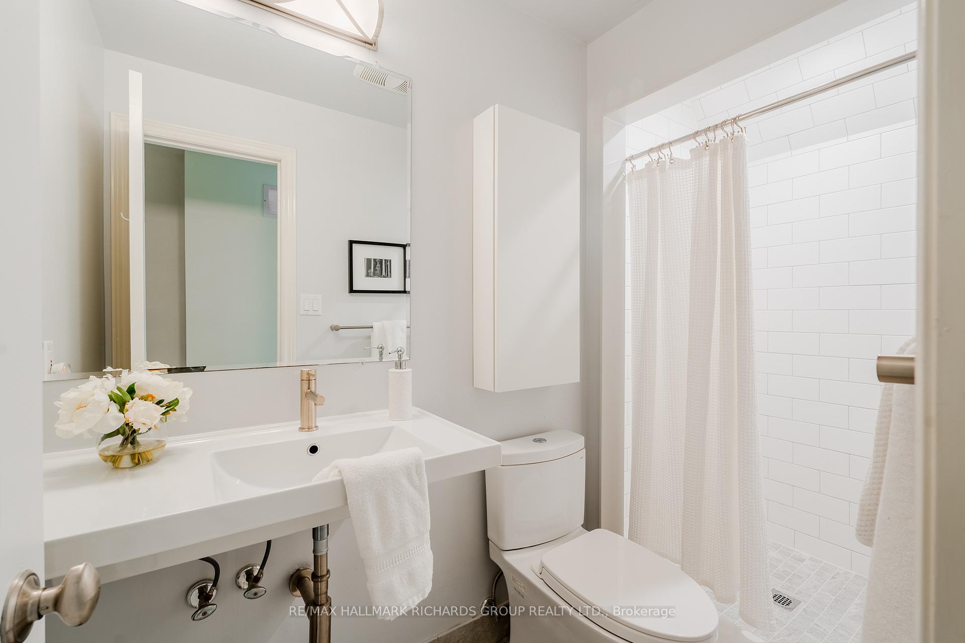 Photo 21 of 38 Burley Avenue, Toronto, Broadview North — HOMEH