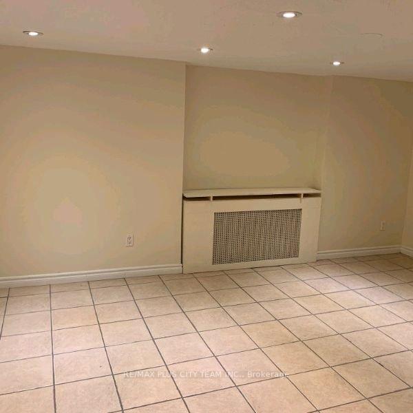 Photo 7 of Unit A, 1745 Bathurst Street, Toronto, Forest Hill South — HOMEH