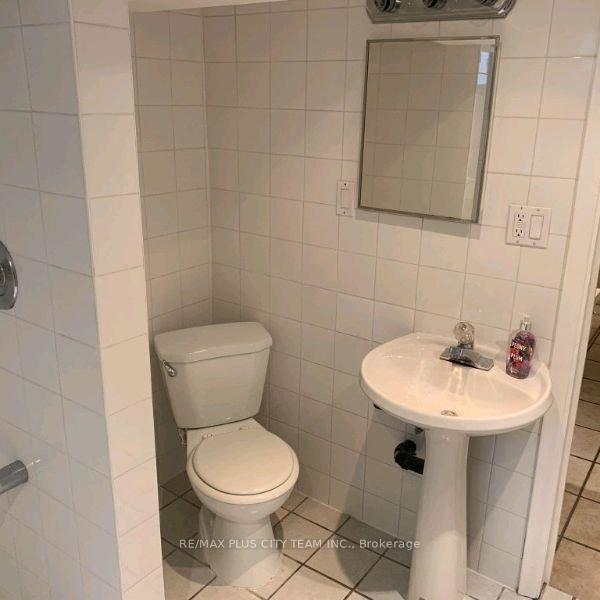 Photo 15 of Unit A, 1745 Bathurst Street, Toronto, Forest Hill South — HOMEH