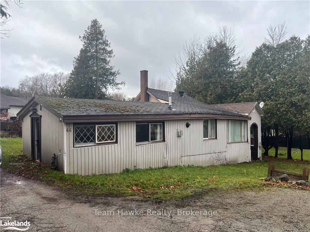 Photo 1 of 44 Ash Street, Tay, Waubaushene — HOMEH
