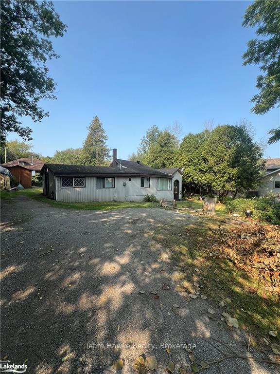 Photo 4 of 44 Ash Street, Tay, Waubaushene — HOMEH