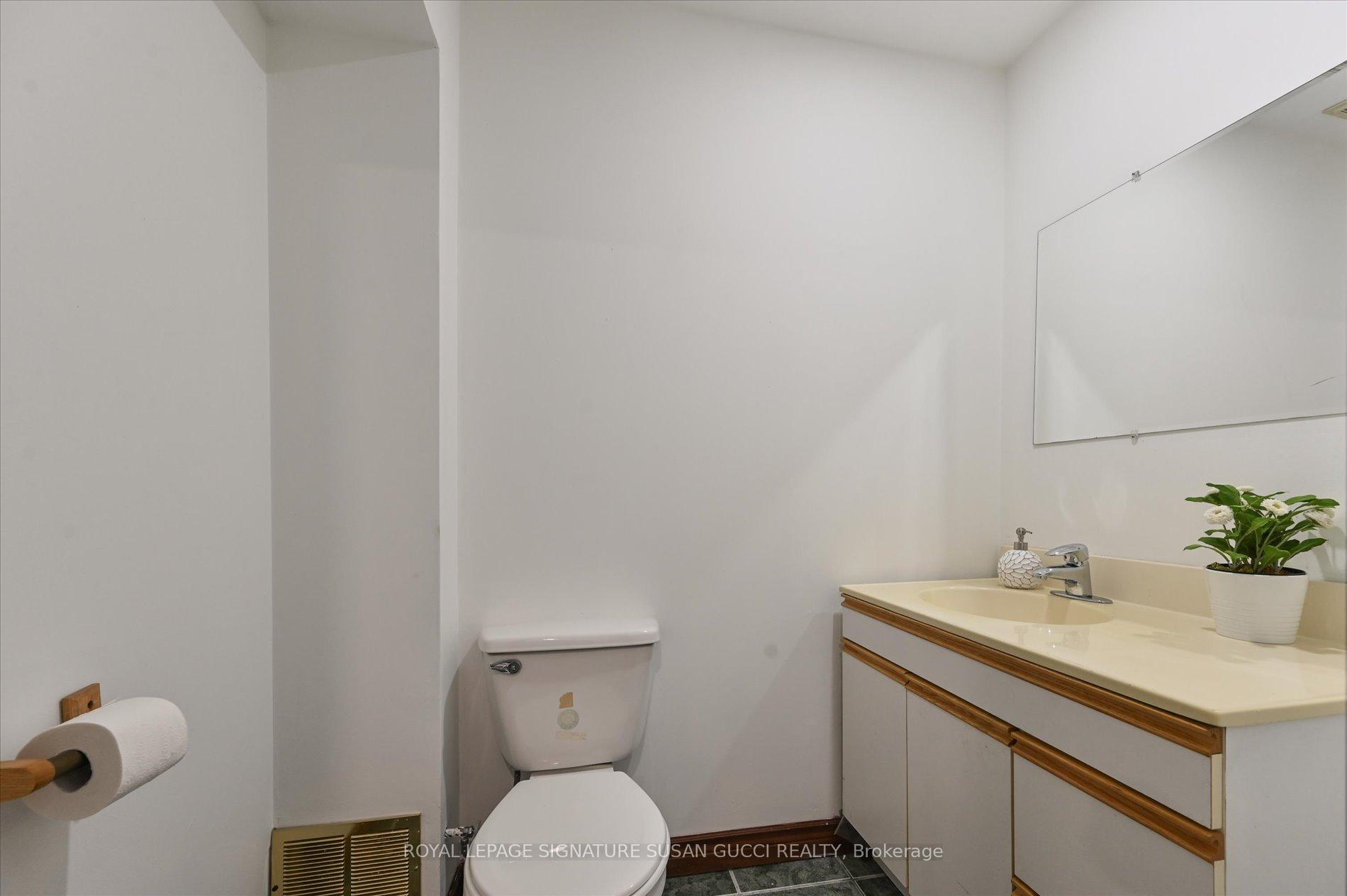 Photo 29 of 82 Galbraith Avenue, Toronto, O'Connor-Parkview — HOMEH